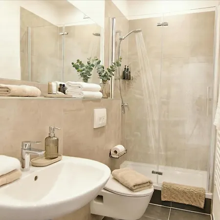 Milpau 1 - Modernes Mit Privater Terrasse & Queensize-bett Lejlighed