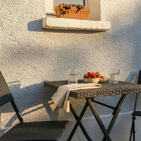 Milpau 1 - Modernes Mit Privater Terrasse & Queensize-bett Wuppertal