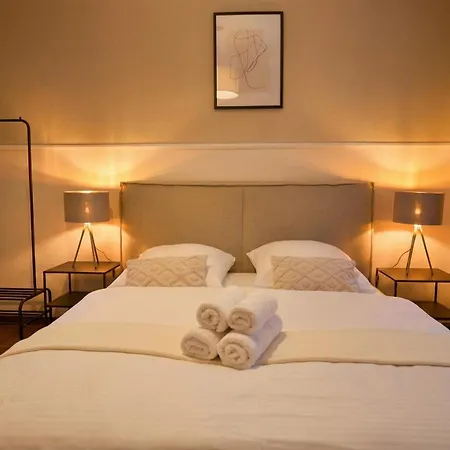 Milpau 1 - Modernes Mit Privater Terrasse & Queensize-bett Lejlighed