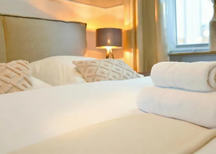 Milpau 1 - Modernes Mit Privater Terrasse & Queensize-bett Wuppertal