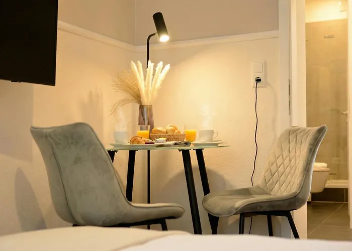 Lejlighed Milpau 1 - Modernes Mit Privater Terrasse & Queensize-bett Wuppertal