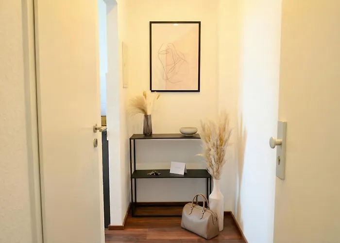 Lejlighed Milpau 1 - Modernes Mit Privater Terrasse & Queensize-bett *